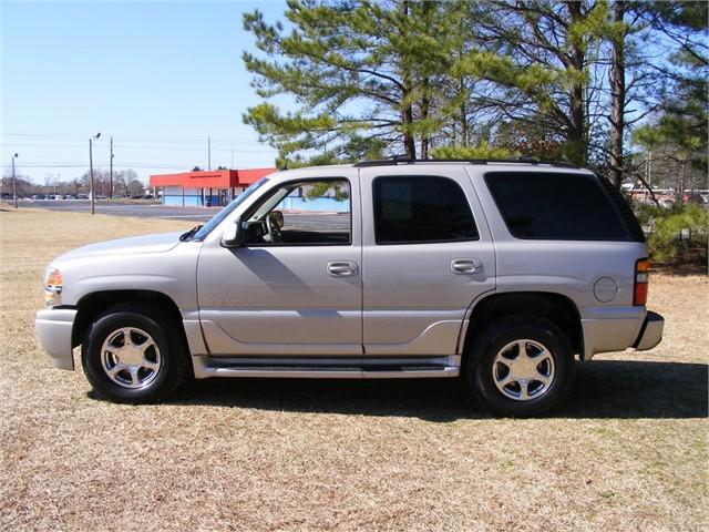 GMC Yukon 2005 photo 5