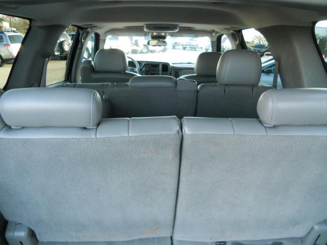 GMC Yukon 2005 photo 4