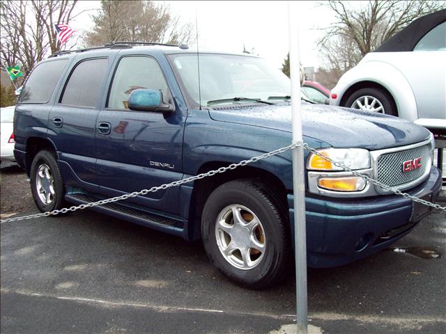 GMC Yukon EX Sedan 4D Sport Utility