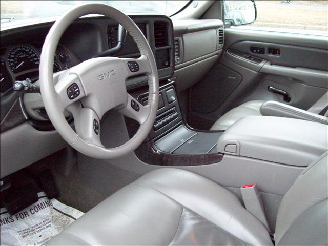 GMC Yukon 2005 photo 5