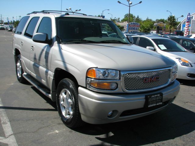 GMC Yukon 2005 photo 1