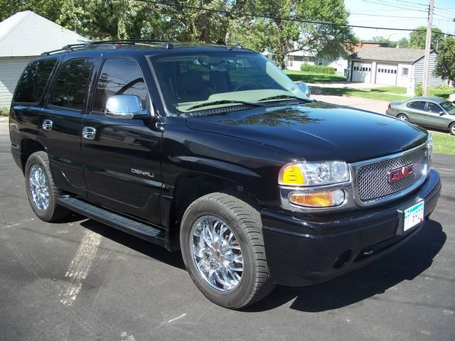 GMC Yukon 2005 photo 3