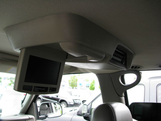 GMC Yukon 2005 photo 12