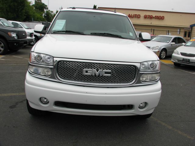 GMC Yukon 2005 photo 23