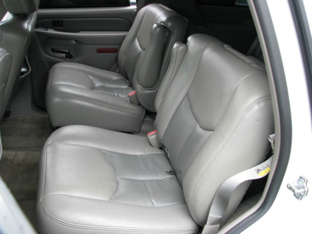 GMC Yukon 2005 photo 3