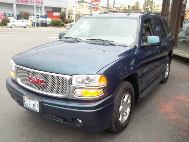 GMC Yukon 2005 photo 2