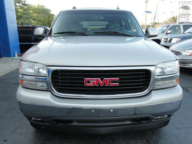 GMC Yukon 4X4- SR5- Double Cab SUV