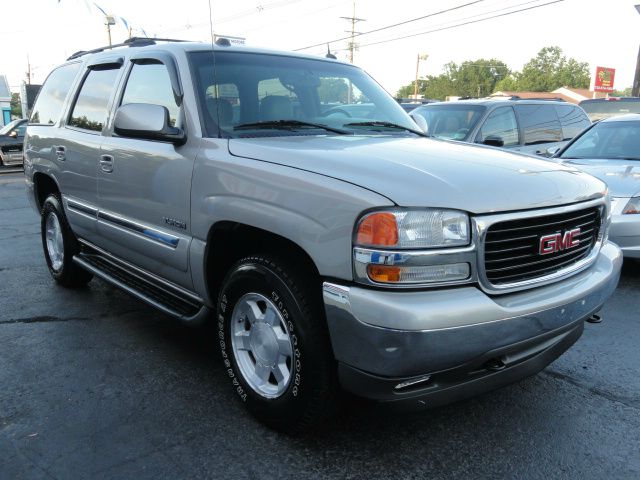 GMC Yukon 2005 photo 1