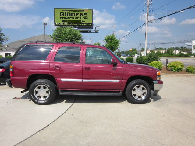 GMC Yukon 2005 photo 4