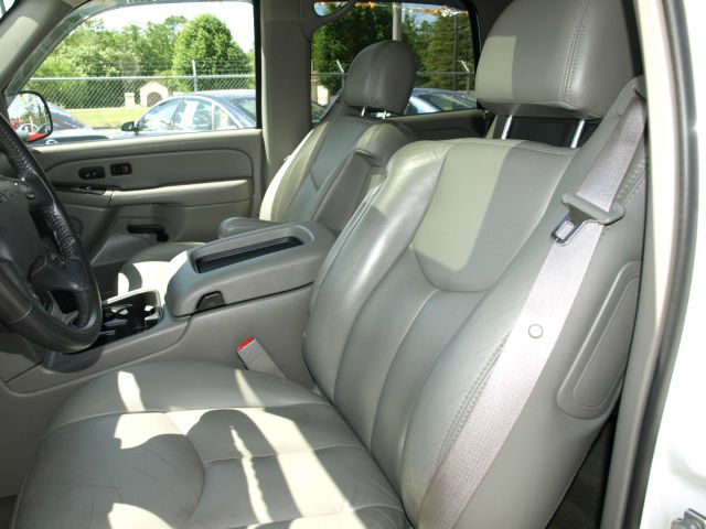 GMC Yukon 2005 photo 10