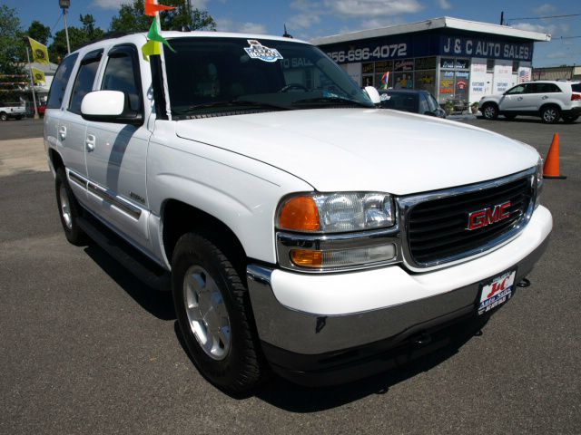 GMC Yukon 2005 photo 12