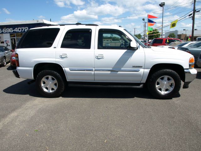 GMC Yukon 2005 photo 25