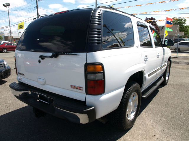 GMC Yukon 2005 photo 26