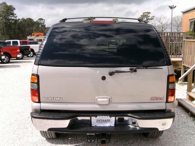 GMC Yukon 2005 photo 4