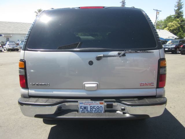 GMC Yukon 2005 photo 8