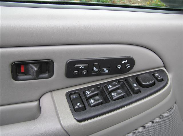 GMC Yukon 2005 photo 4