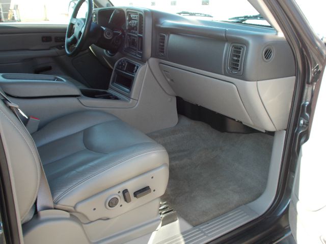 GMC Yukon 2005 photo 3