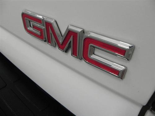 GMC Yukon 2005 photo 3