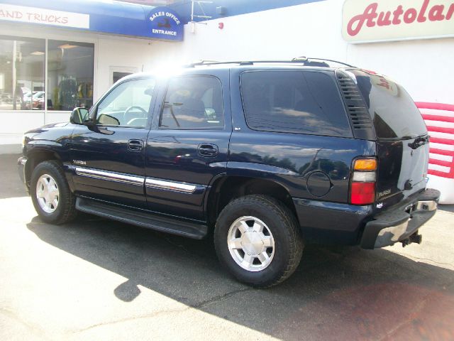 GMC Yukon 2005 photo 3