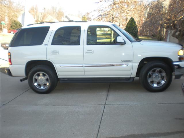 GMC Yukon SLT Sport Utility