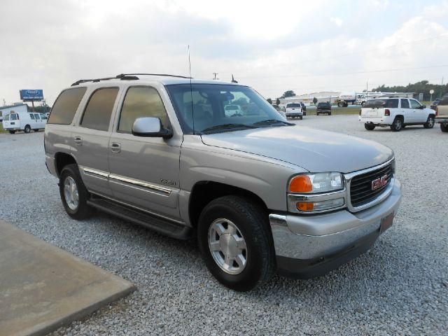 GMC Yukon 2005 photo 3