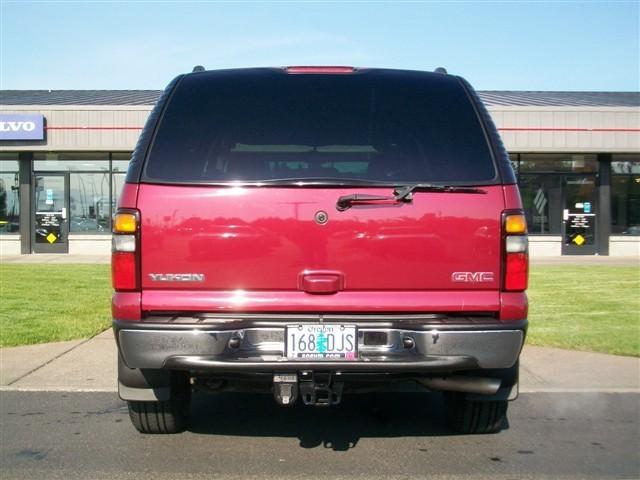 GMC Yukon 2005 photo 5