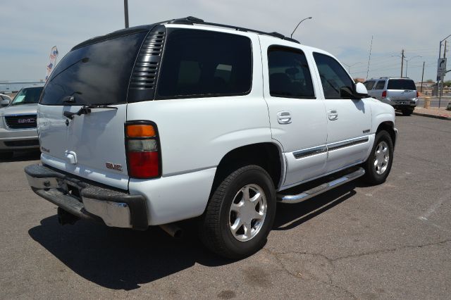 GMC Yukon 2006 photo 1