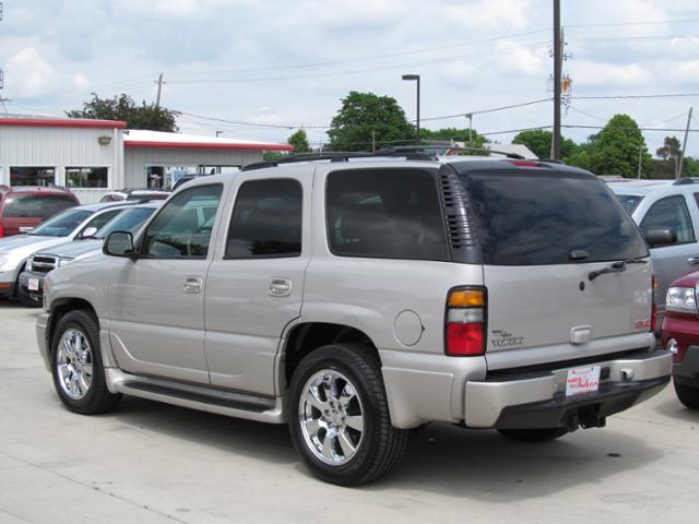 GMC Yukon 2006 photo 7