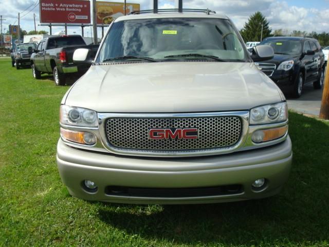 GMC Yukon 2006 photo 1