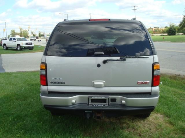 GMC Yukon 2006 photo 3