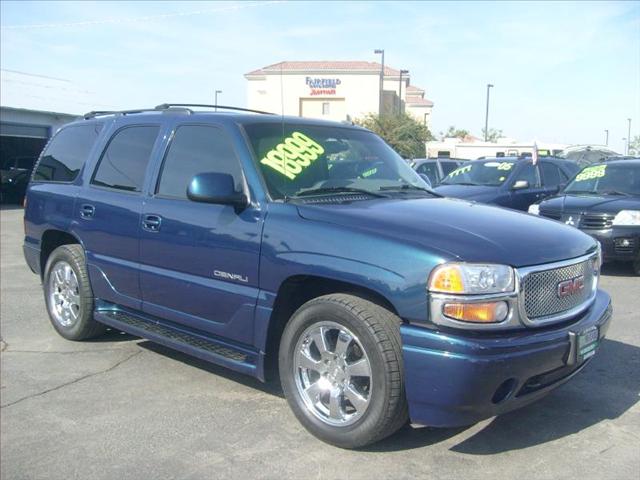 GMC Yukon 2006 photo 1