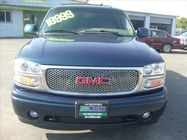 GMC Yukon 2006 photo 2