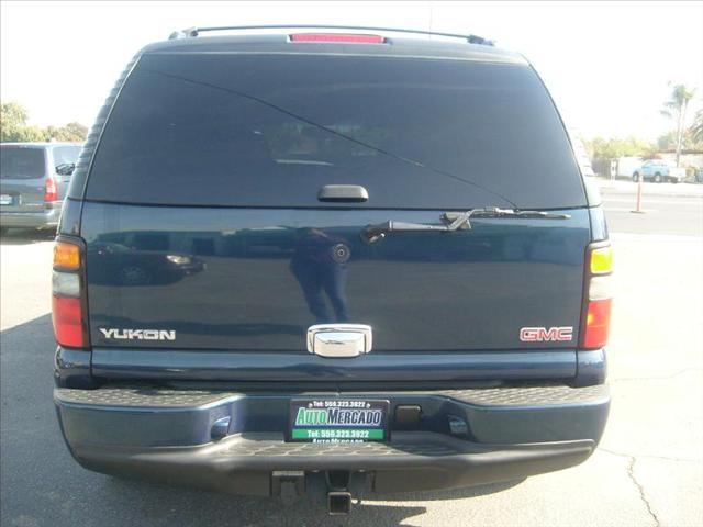 GMC Yukon 2006 photo 4