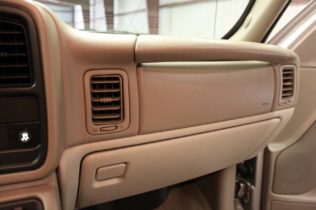 GMC Yukon 2006 photo 18