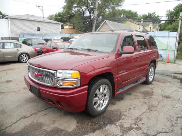 GMC Yukon EX - DUAL Power Doors SUV