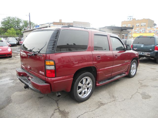 GMC Yukon 2006 photo 1