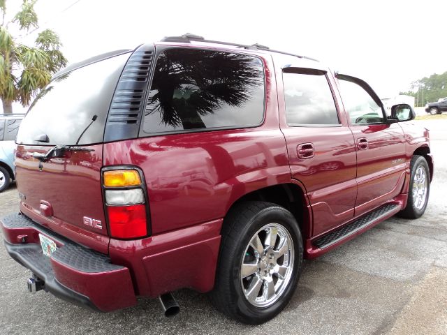 GMC Yukon 2006 photo 14