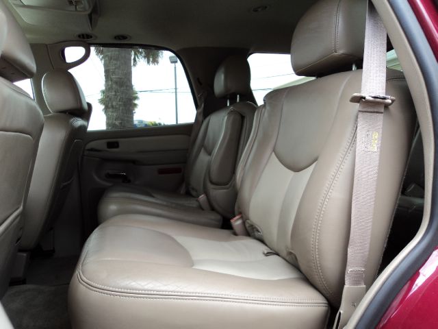 GMC Yukon 2006 photo 8