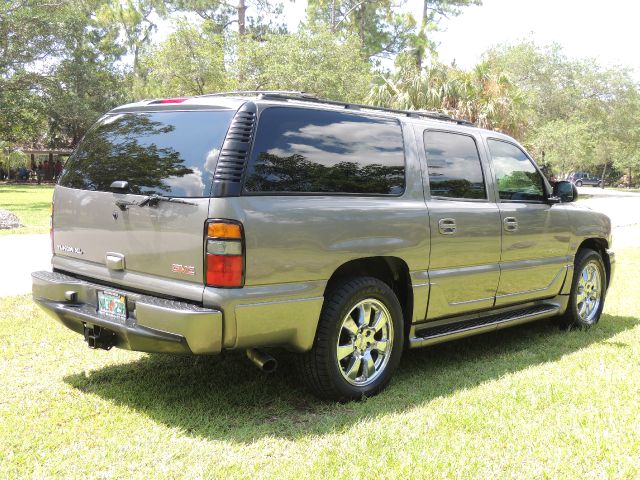 GMC Yukon 2006 photo 121