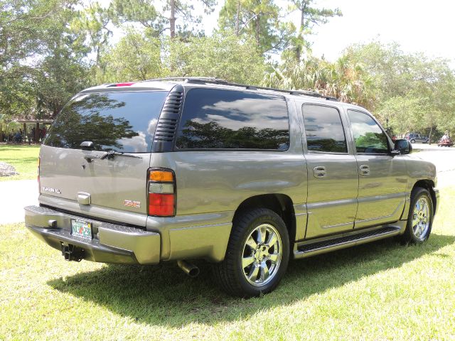 GMC Yukon 2006 photo 123