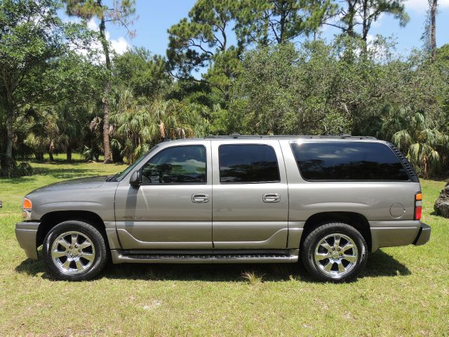 GMC Yukon 2006 photo 18