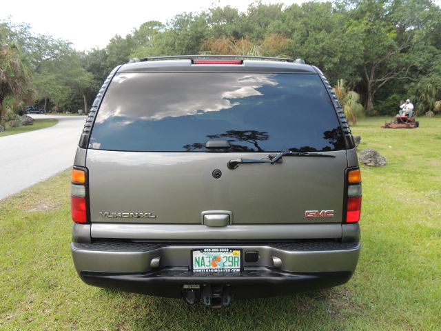 GMC Yukon 2006 photo 95