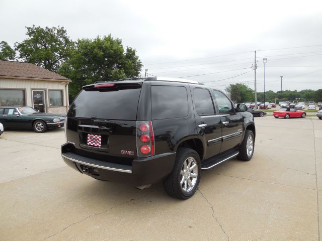 GMC Yukon 2007 photo 1