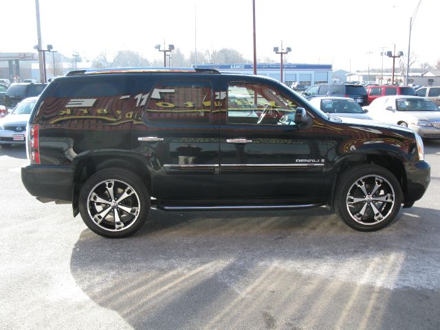 GMC Yukon 2007 photo 3