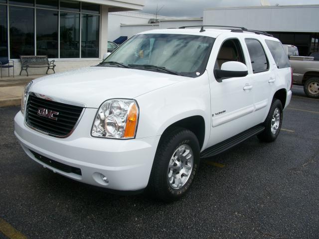 GMC Yukon Luxury Performanc Sport Utility