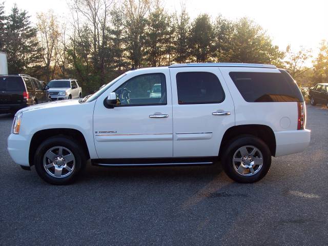 GMC Yukon 2007 photo 1