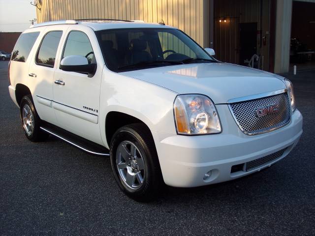 GMC Yukon 2007 photo 3