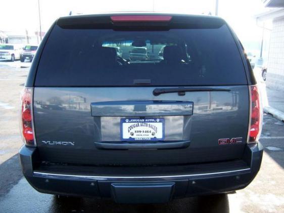 GMC Yukon 2007 photo 3