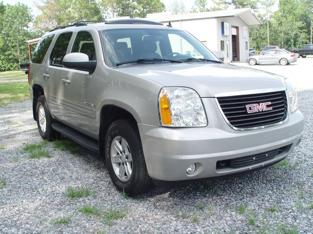 GMC Yukon 2007 photo 2