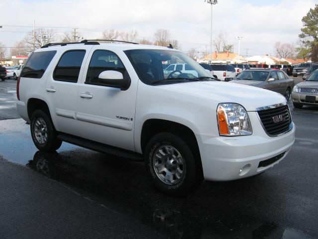 GMC Yukon 2007 photo 4